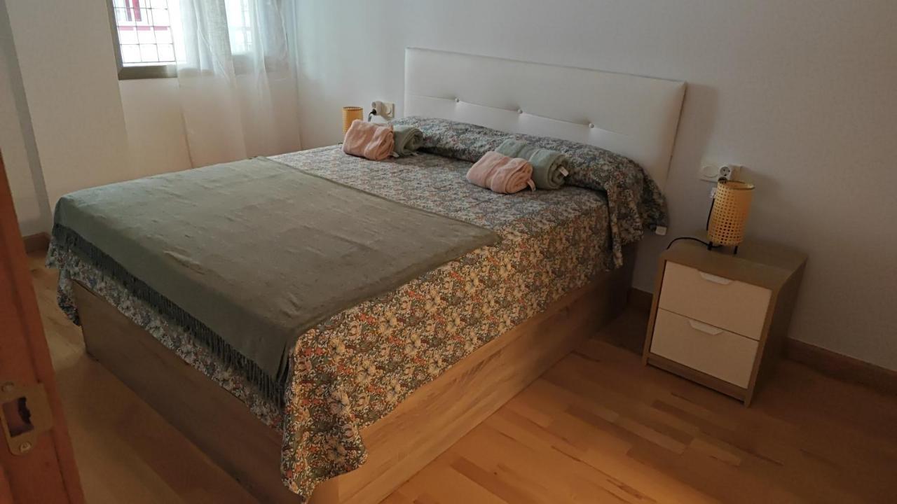 Casa Fenicia - Cosy Apartment With Free Private Parking Málaga Exterior foto